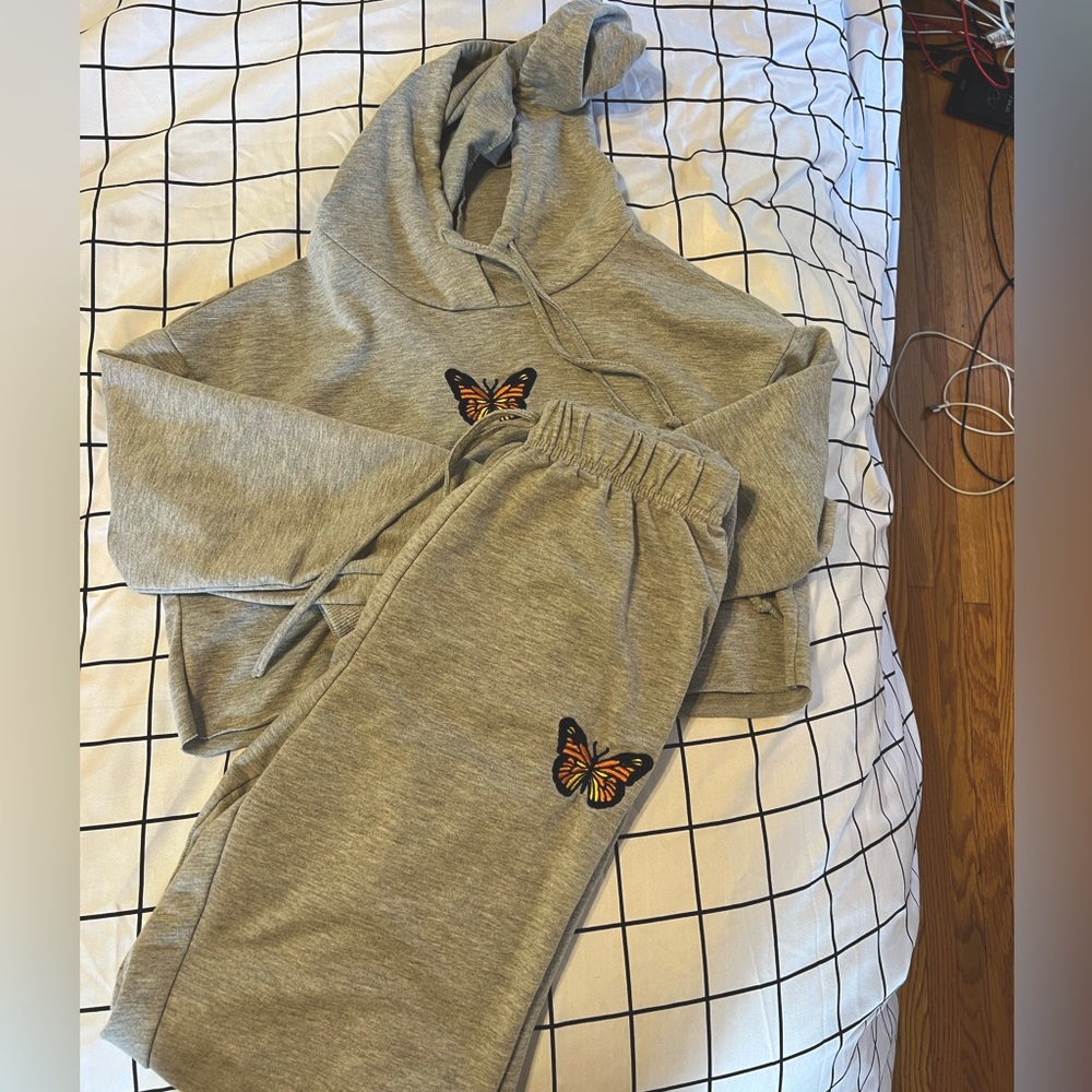 MATCHING SWEATSET SIZE XS